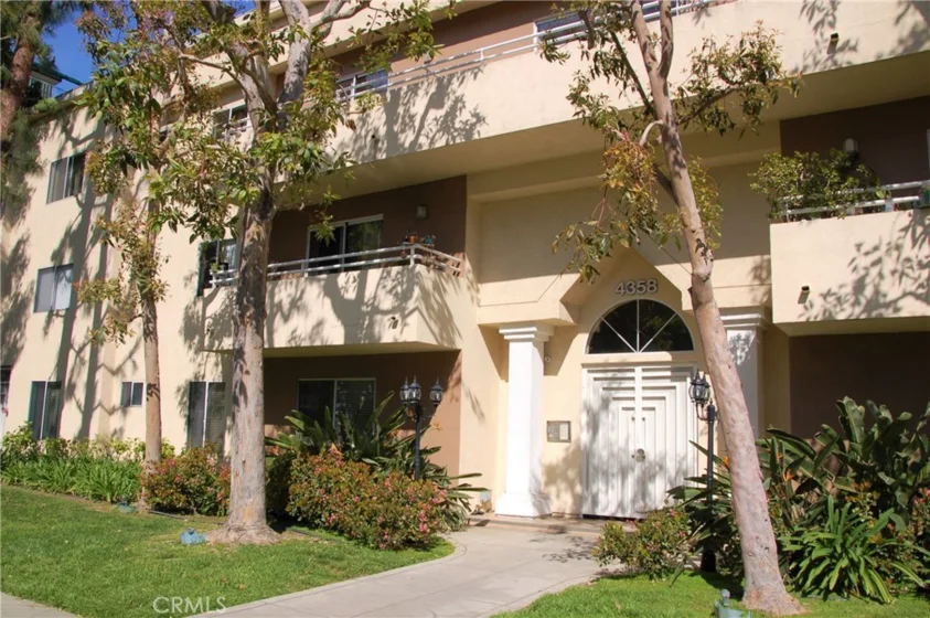 4358 Mammoth Avenue #26 photo 1