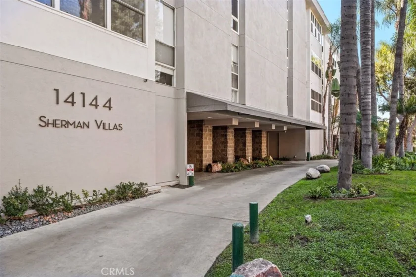 14144 Dickens Street #312 photo 1