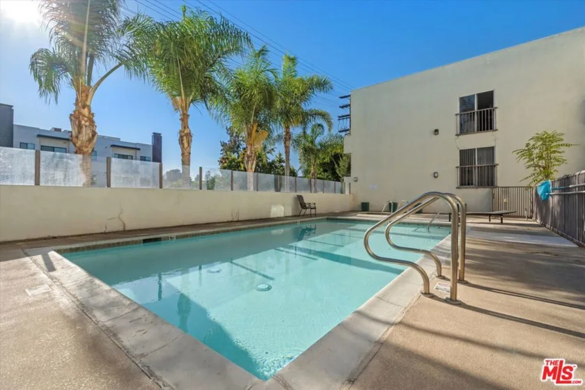 4702 Fulton Avenue #202 photo 21