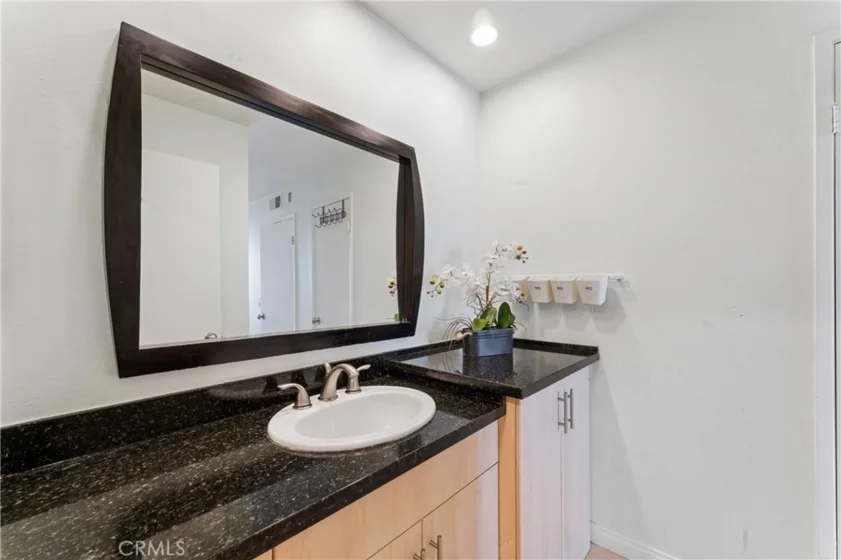 7826 Topanga Canyon #220 photo 5