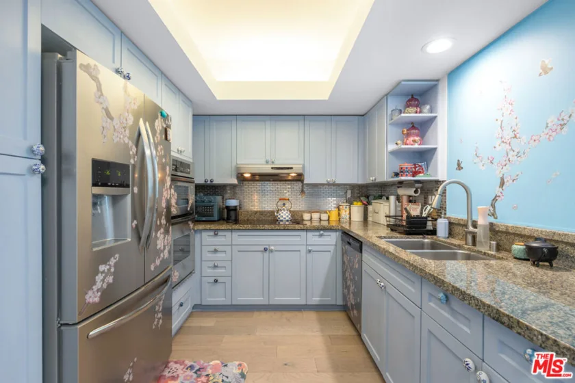 13700 Marina Pointe Drive #1016 photo 8
