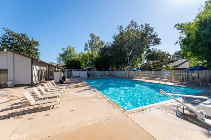 2502 N Tustin #C photo 29