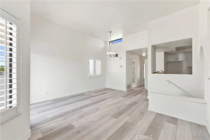 12700 Josephine photo 45