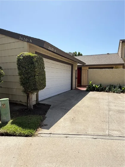 2620 N Tustin #A/37 photo 2