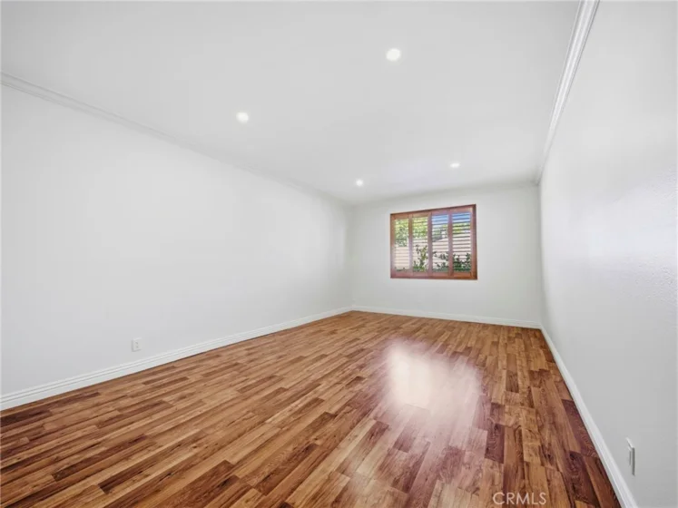 1315 Roxbury Drive #204 photo 8