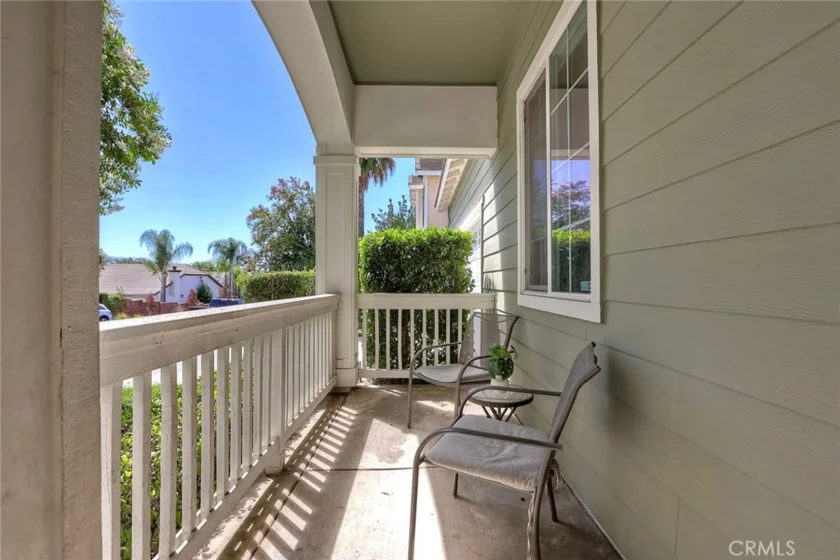 38931 Huddlestone Court photo 4