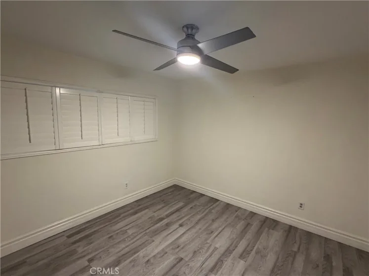 960 Larrabee photo 8