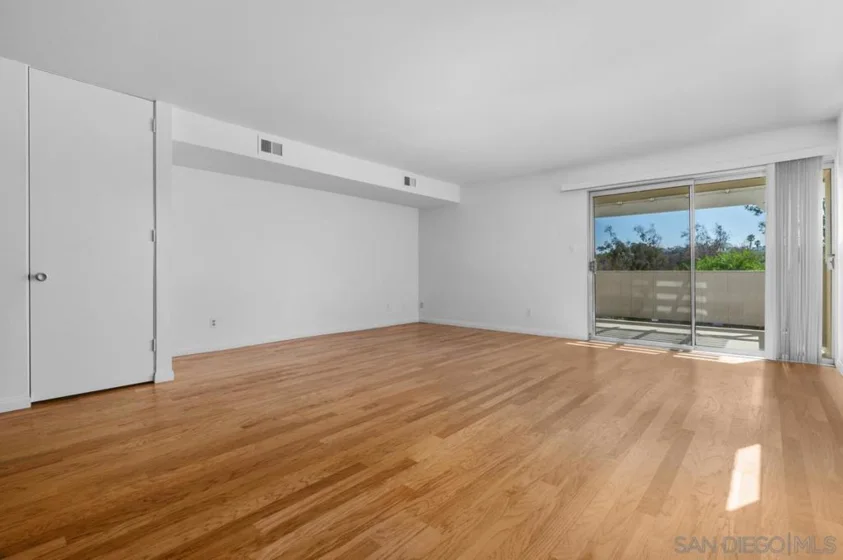 5710 Ferber Street photo 4