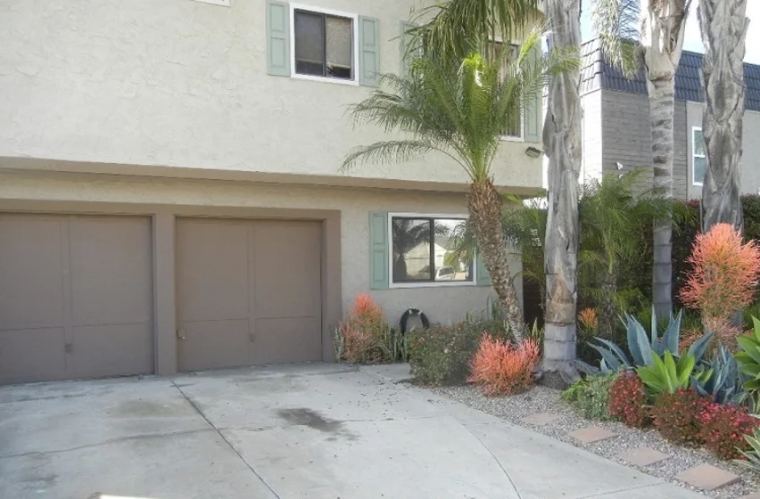 4576 Hawley Boulevard #1 photo 1