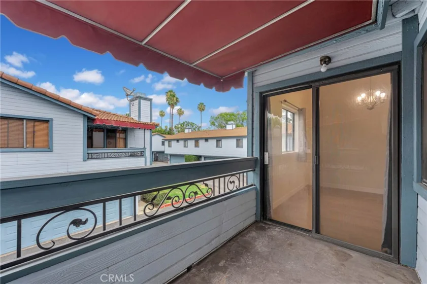 1255 N Los Robles Avenue #18 photo 22