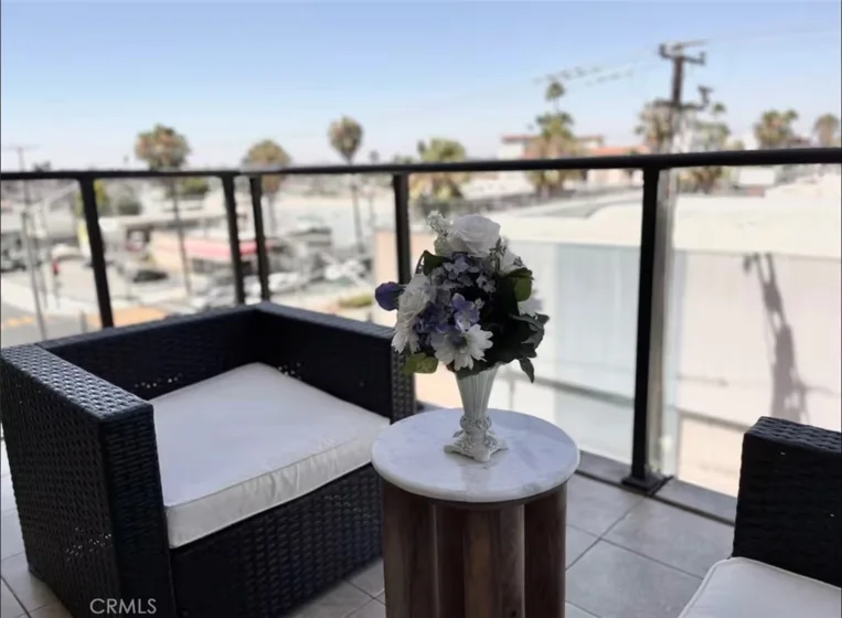 1598 Long Beach Boulevard #412 photo 12