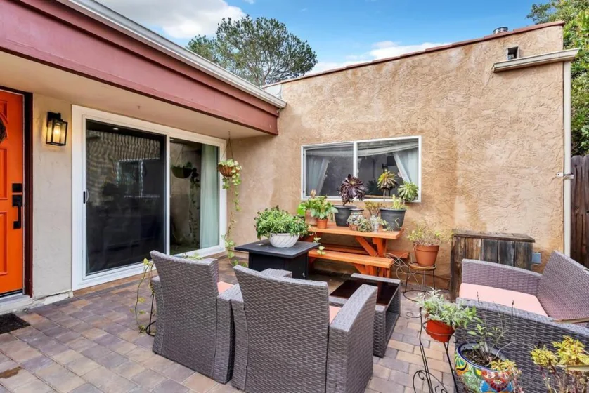 2867 Glen Canyon Circle photo 1
