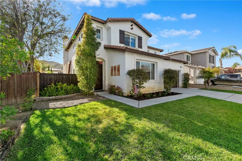38165 Sherwood Street photo