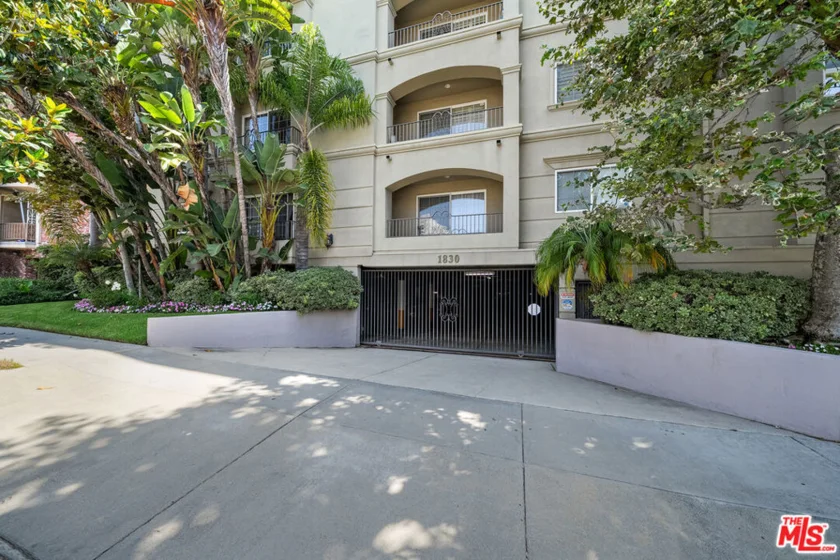 1830 Pelham Avenue #204 photo 11