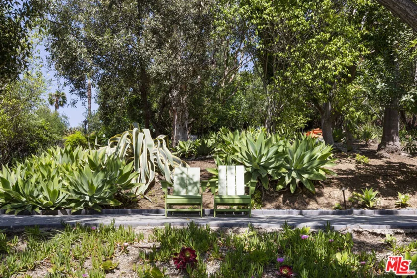 2018 Griffith Park Boulevard #116 photo 25