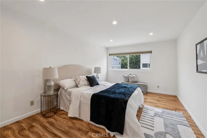 125 S Sierra Madre #215 photo 17