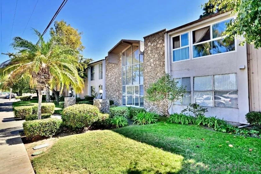 285 Moss Street #51 photo 1