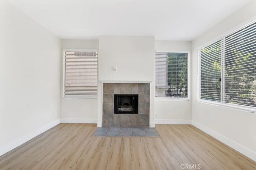 14530 Benefit Street #102 photo 10