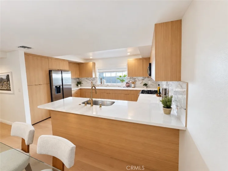 4735 La Villa Marina #D photo 7
