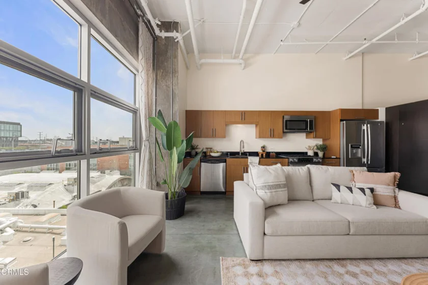510 S Hewitt Street #514 photo 19