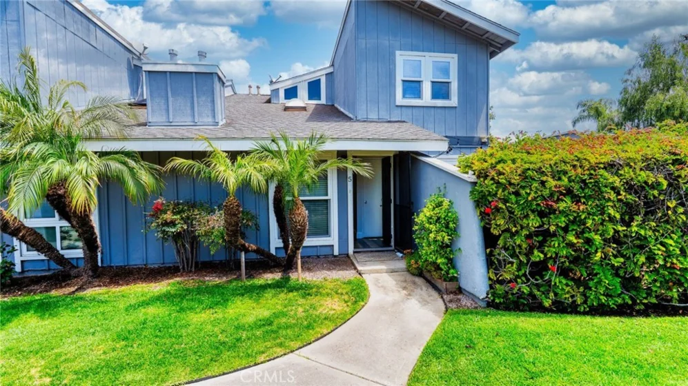 345 University Drive #L5 photo 1