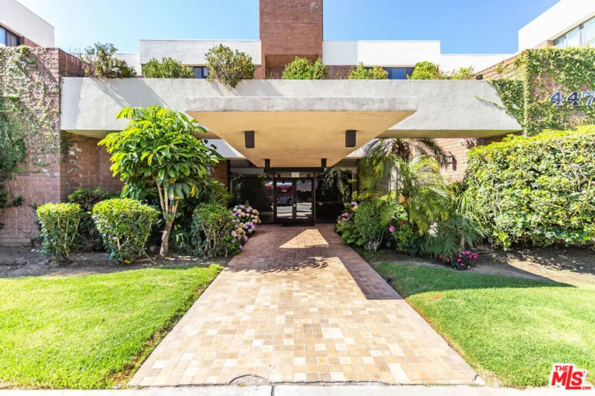 4477 Wilshire Boulevard #103 photo 1