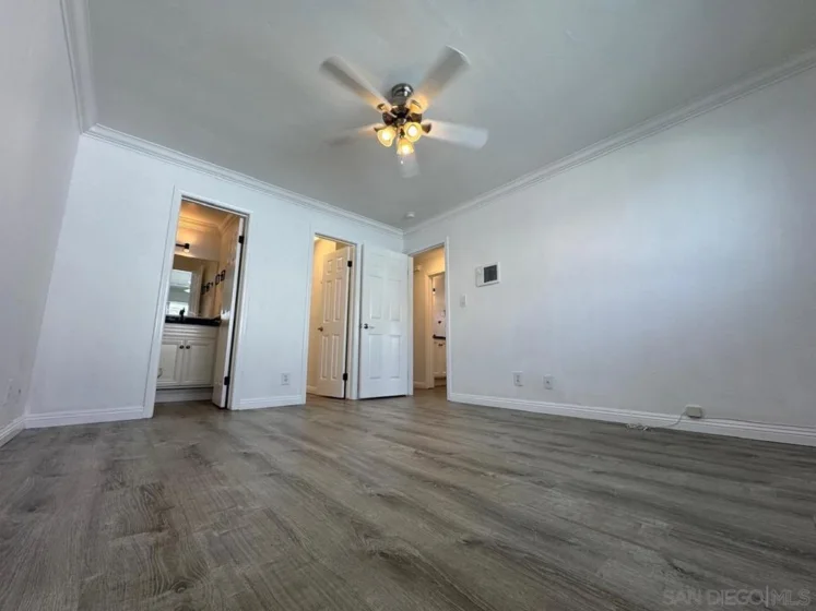 5075 Narragansett Avenue #206 photo 28