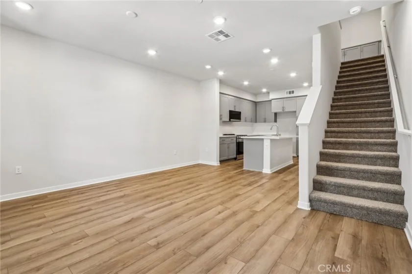 9536 Hannah Way photo 24