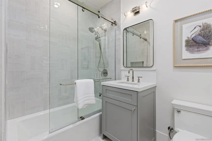 747 Orange Avenue #301 photo 20