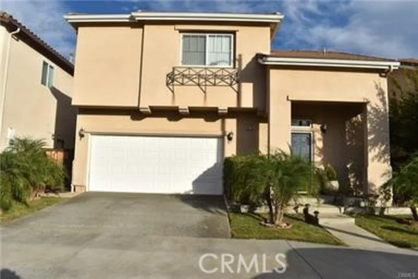 9076 Sylmar Avenue photo 1