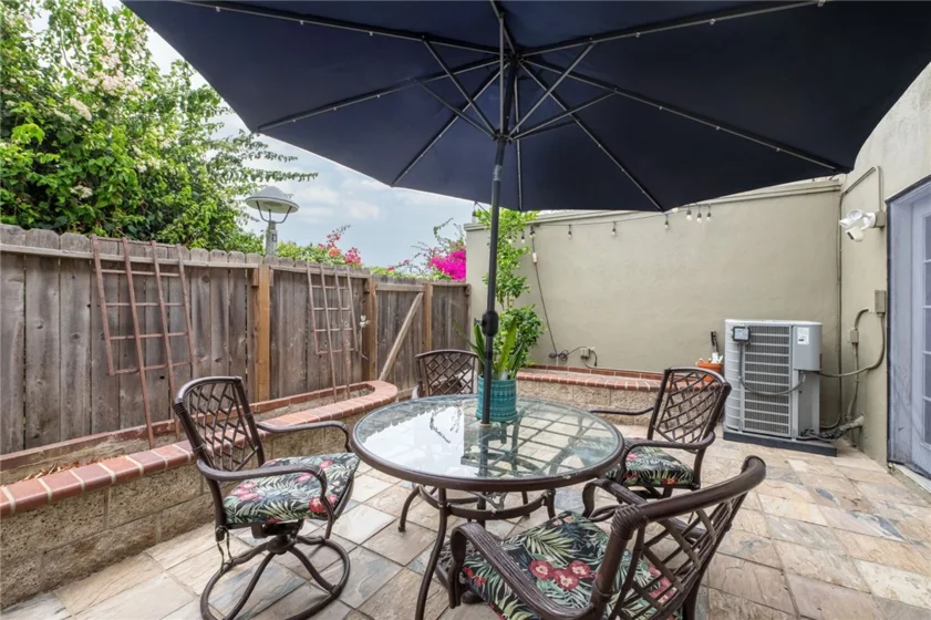 4792 Larwin Avenue photo 25