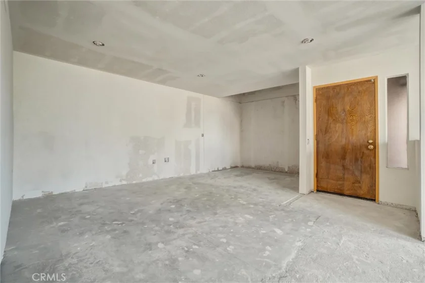 4791 Lago Drive #200 photo 5