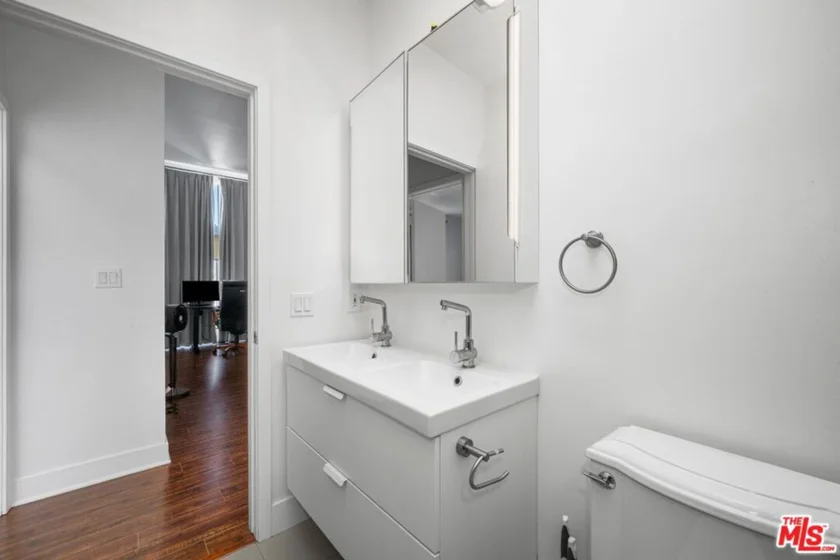 12001 Goshen Avenue #303 photo 6