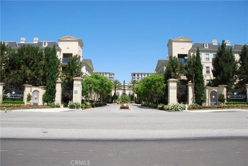 2405 Watermarke Place photo 1