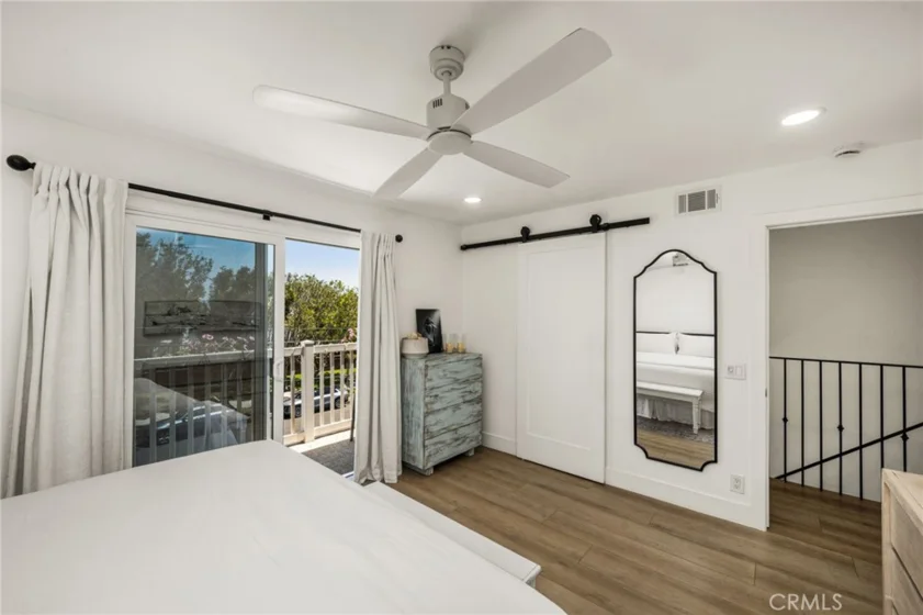 24725 Santa Clara #10 photo 3
