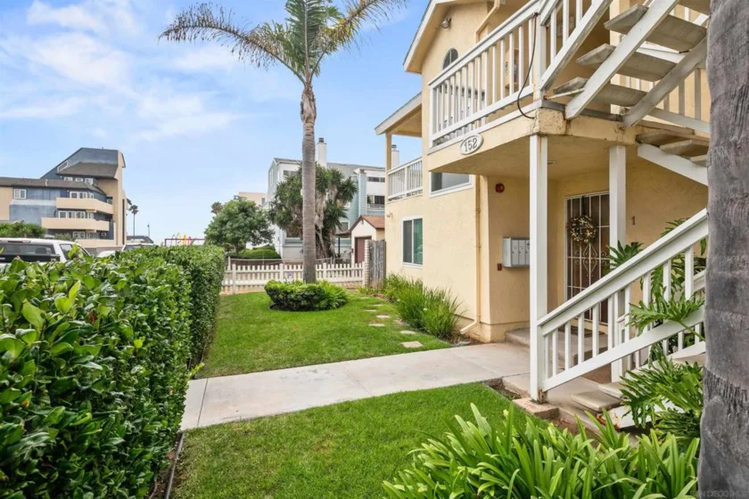 152 Evergreen Avenue #4 photo 36
