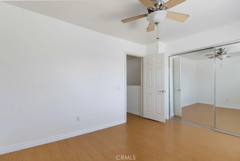 1355 Loma Avenue #311 photo 38