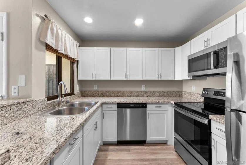 2425 Cranston Drive #31 photo 11