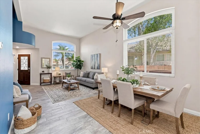 39785 Naples photo 9