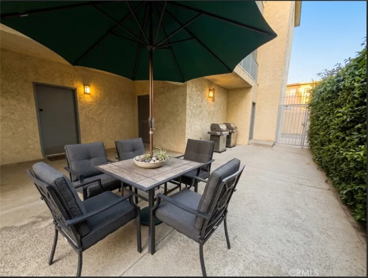 5354 Lindley #204 photo 28