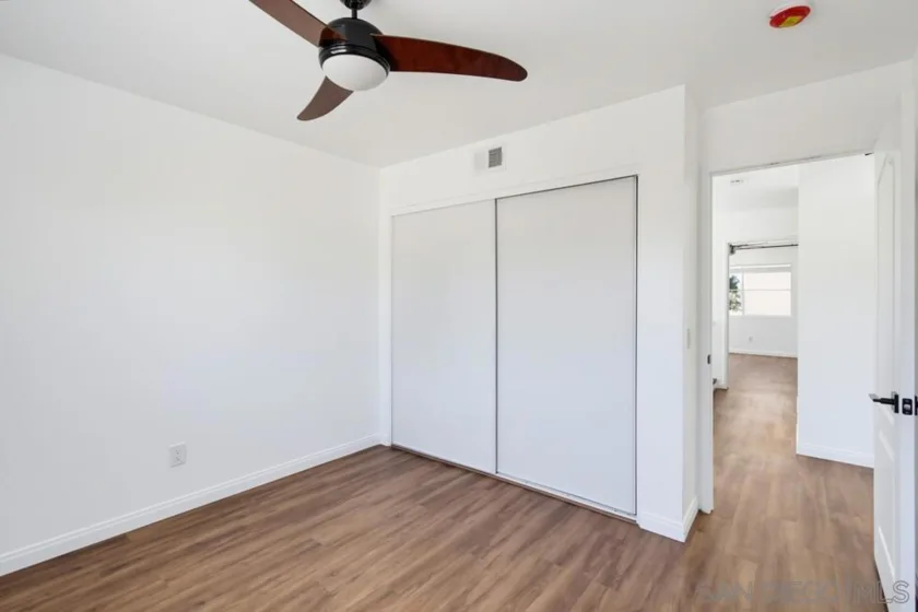 1228 La Vida Court photo 33