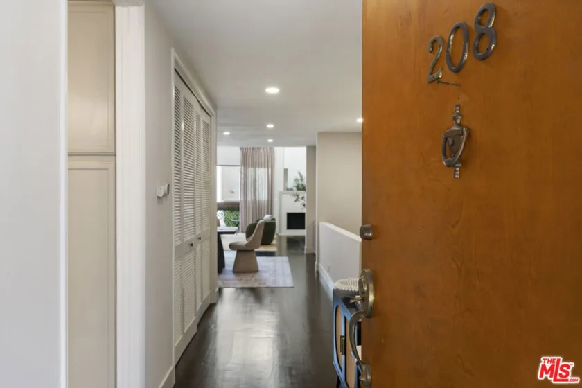 11628 Montana Avenue #208 photo 57