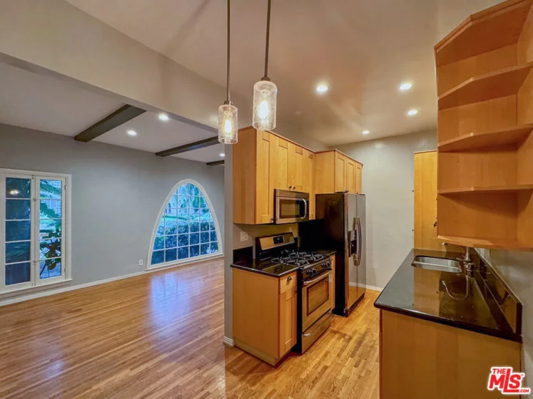 340 N Oakhurst Drive #102 photo 1
