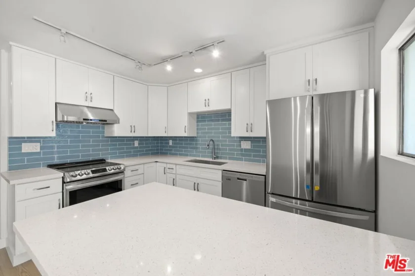 333 Newport Avenue #101 photo 1