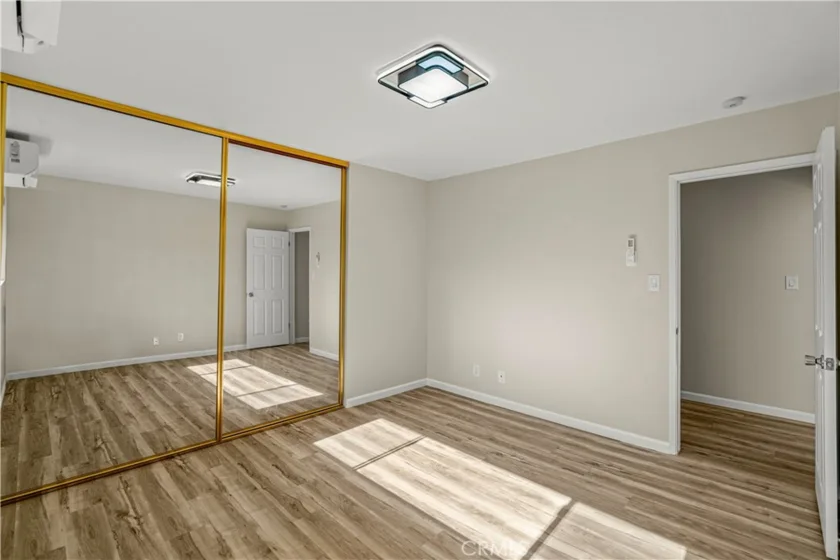 401 W 5th Street #3B photo 28