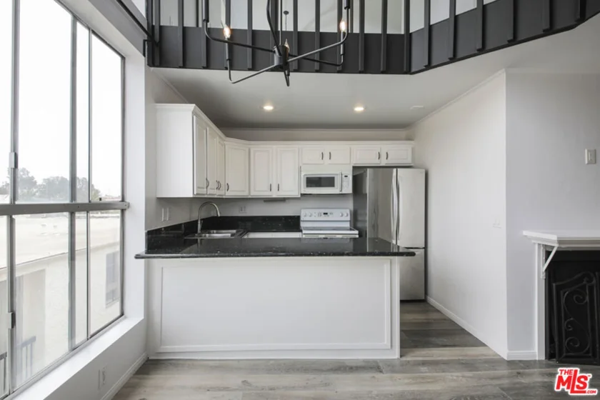 11645 Montana Avenue #310 photo 1