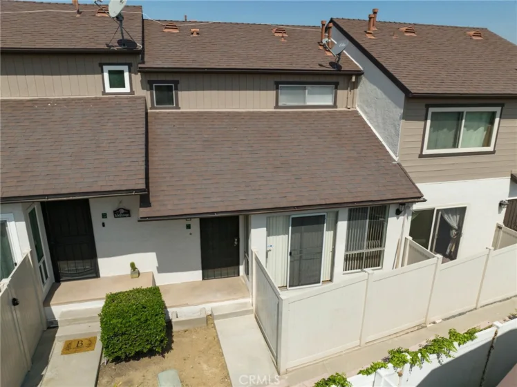 822 W Lambert Road #C photo 1