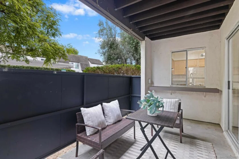 8065 Caminito De Pizza #F photo 22