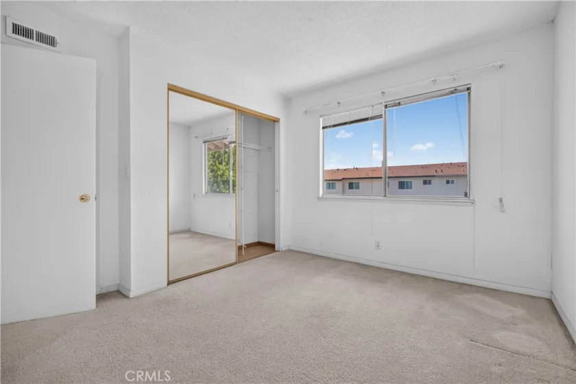 8170 Glengarry photo 35