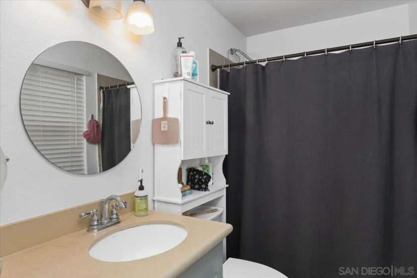 1651 S Juniper Street #242 photo 7